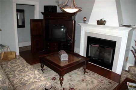 La Boheme Restaurant & B&B Edmonton Room photo